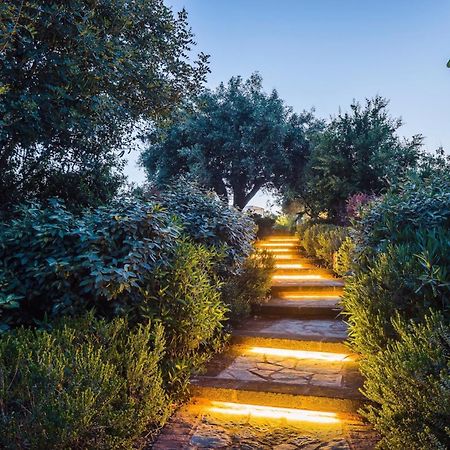 Vrysomylos Vromonerion Luaran gambar